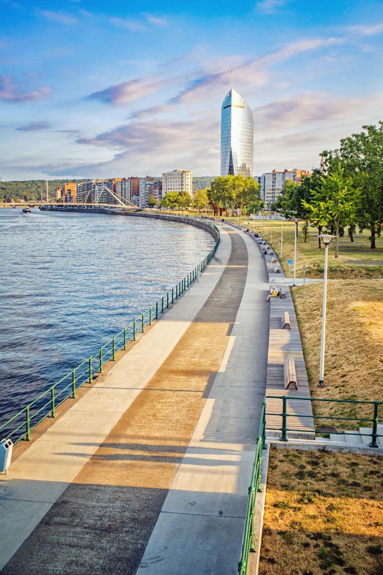 Residence Royal Selys, City-Center - Bike Parking And Outdoor Lieja Exterior foto