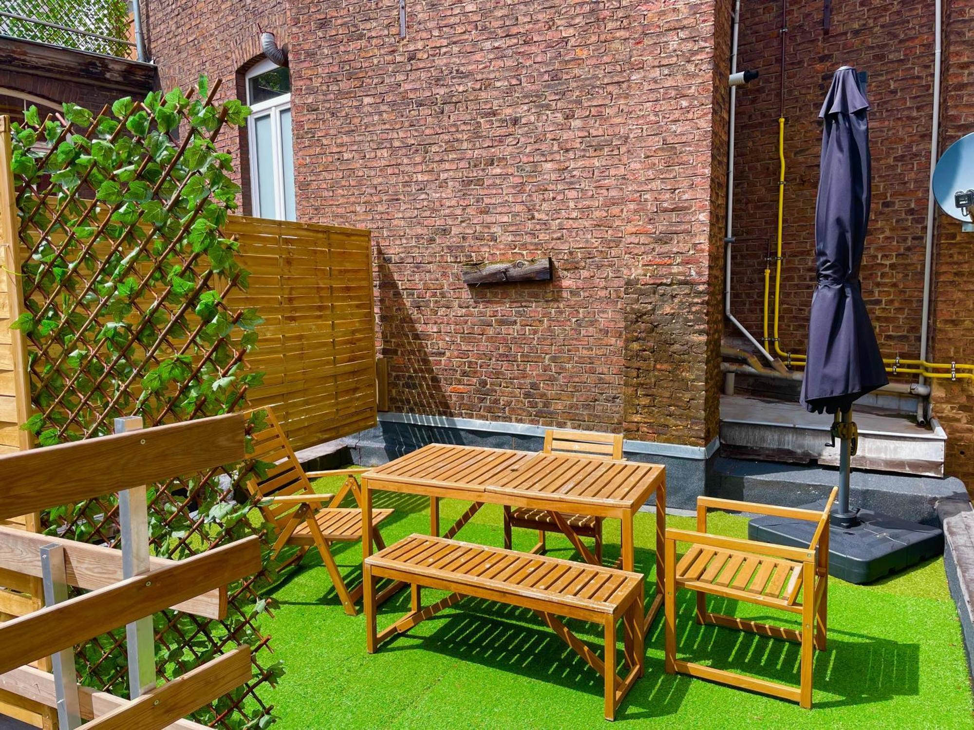 Residence Royal Selys, City-Center - Bike Parking And Outdoor Lieja Exterior foto